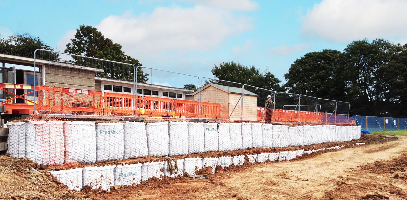 constructing-a-temporary-retaining-wall-uk-casestudy-img1